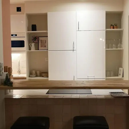 Family Friendly T3 Close To Stations Daire Lille