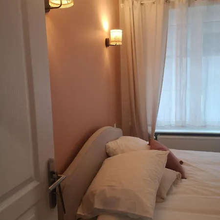 Family Friendly T3 Close To Stations Daire Lille