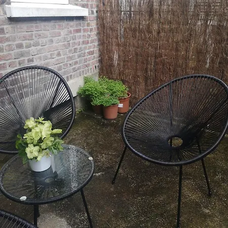Family Friendly T3 Close To Stations Daire *