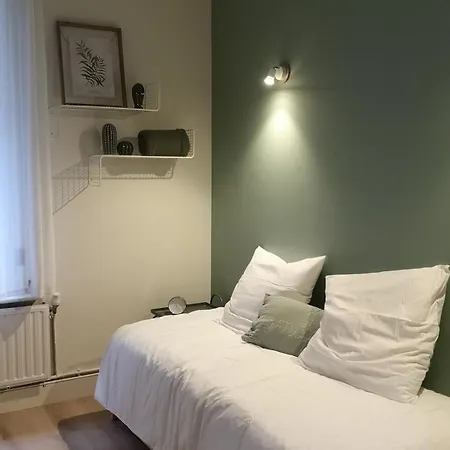 Family Friendly T3 Close To Stations